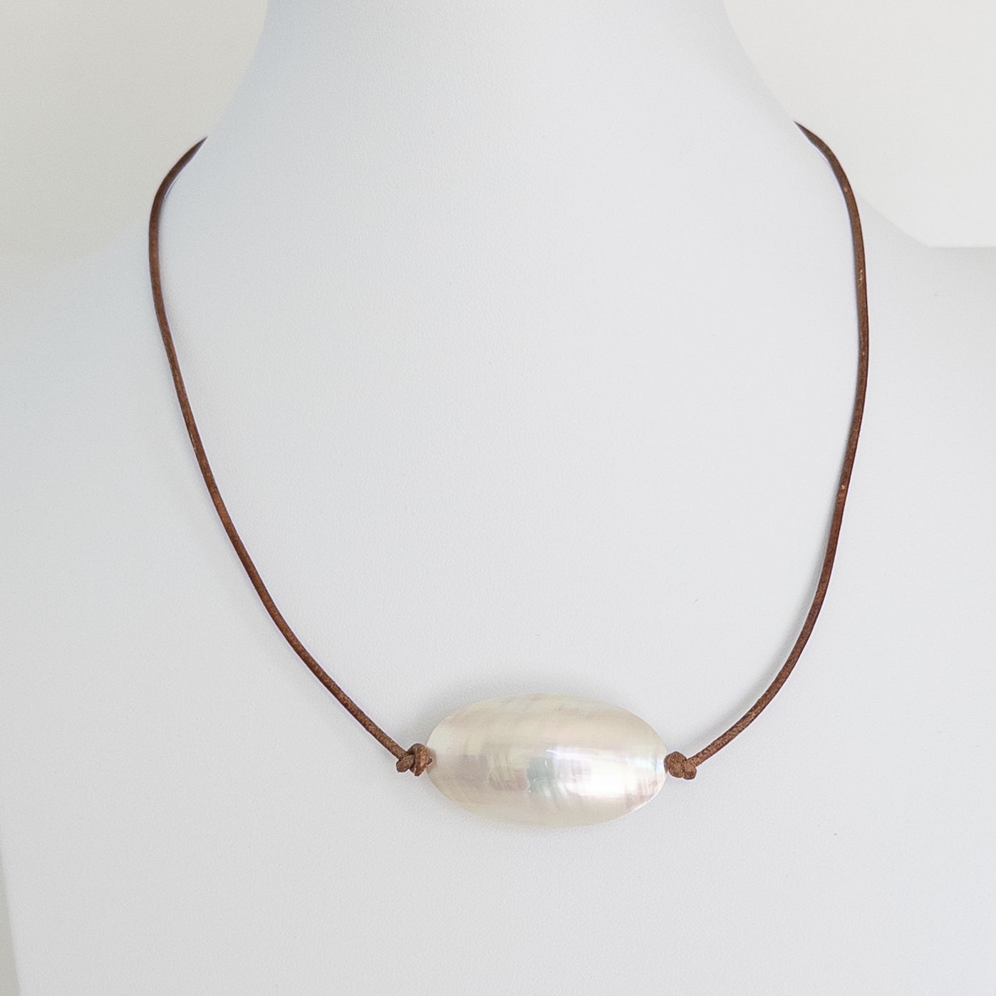 Oval Mother of Pearl Necklace