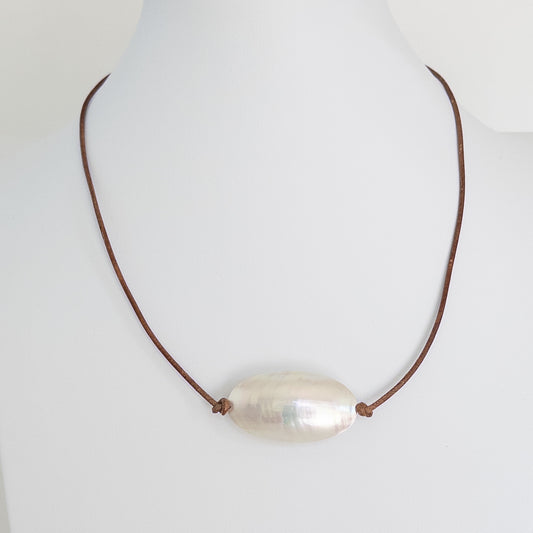 Oval Mother of Pearl Necklace