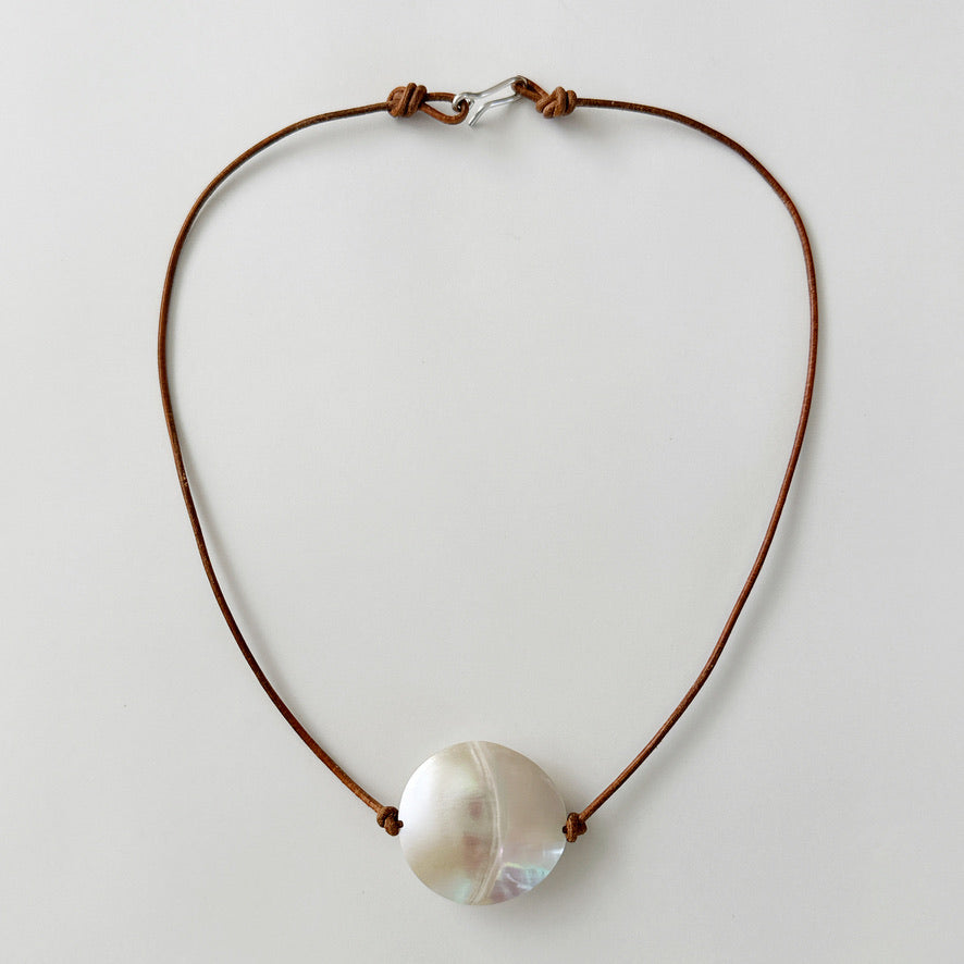 Round Mother of Pearl Necklace